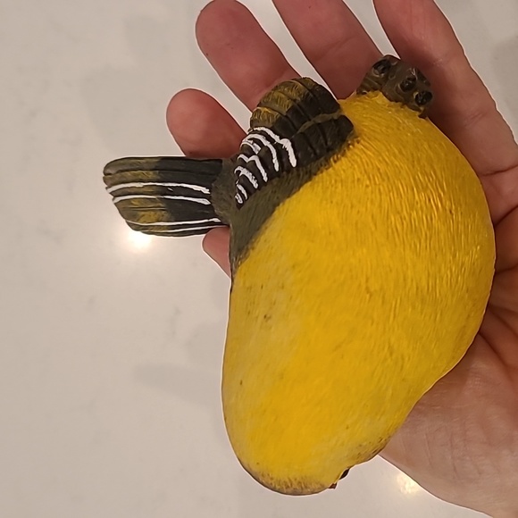 Bird Figurine. - Picture 7 of 7